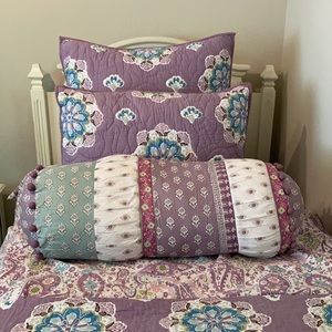 Pottery Barn Standard Sham 💜